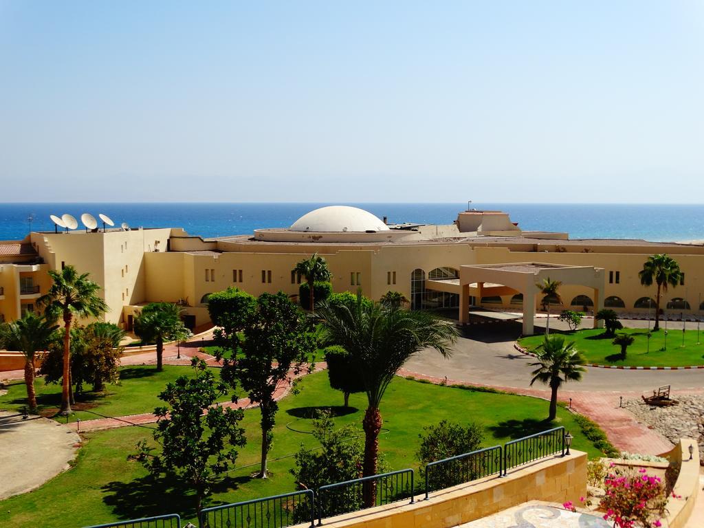 La Playa Beach Resort Taba Exterior photo